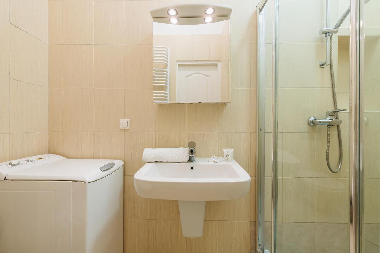 Miodowa Street P&O Serviced Apartments Warsawa Bagian luar foto
